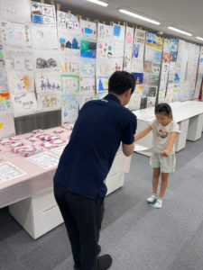 第48回めざせ！ルーヴルこども絵画コンクール 全国審査 最優秀賞 優秀賞 佳作 努力賞 三重 桑名地区 表彰式 展覧会 こども絵画教室　ワールドキッズ絵画　三重　東員イオン　サンシティ星川　あさけプラザ　桑名　四日市　鈴鹿　愛知　名古屋　絵画コンクール　デッサン　水彩デッサン　絵画コンクール多数受賞